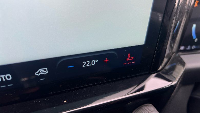 Ford Tourneo Custom 320 L1 Diesel Fwd 2.0 EcoBlue 150ps H1 Titanium 8 seater